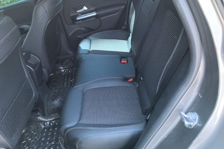 Used Mercedes-Benz B-Class 2020 B 180 Left Rear Seat