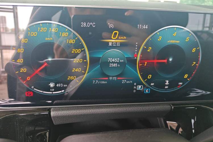 Used Mercedes-Benz B-Class 2020 B 200 Sport Edition Odometer Close Up
