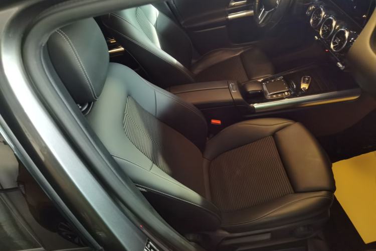 Used Mercedes-Benz B-Class 2020 B 180 Right Front Seat