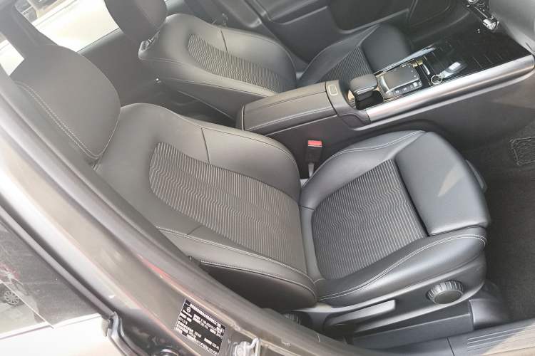 Used Mercedes-Benz B-Class 2020 B 180 Right Front Seat