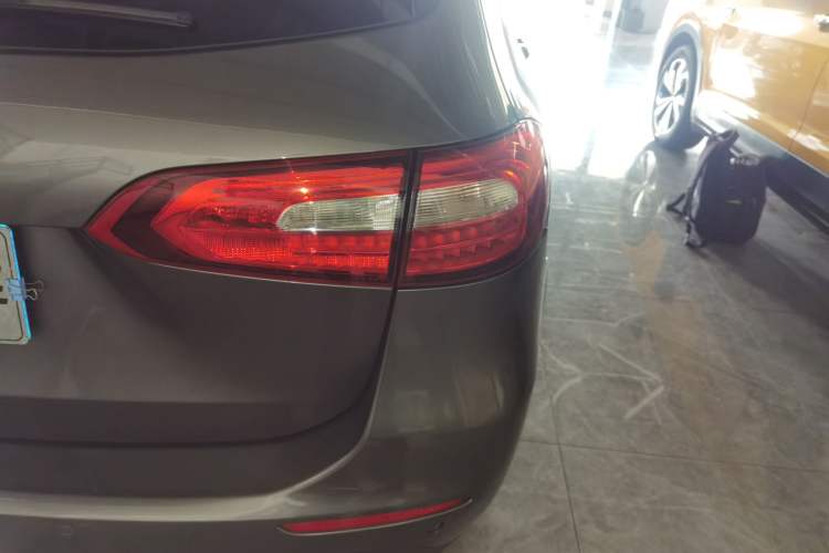 Used Mercedes-Benz B-Class 2020 B 180 Right Rear Taillight