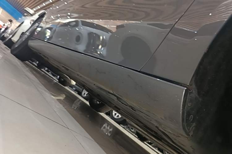 Used Mercedes-Benz B-Class 2020 B 200 Sport Edition Right Side Sill