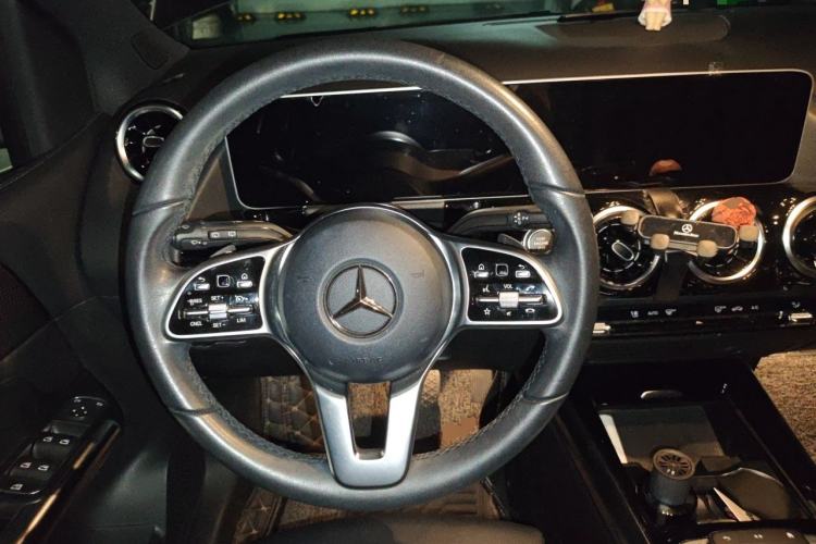 Used Mercedes-Benz B-Class 2020 B 200 Fashion Model Steering Wheel