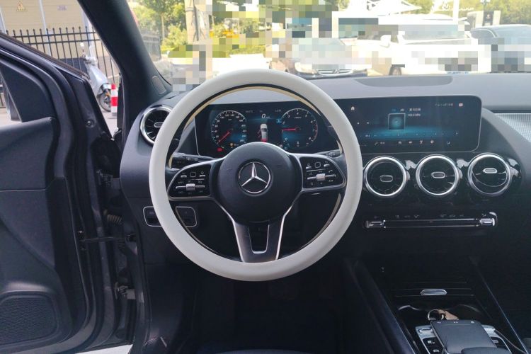Used Mercedes-Benz B-Class 2020 B 200 Sport Edition Steering Wheel