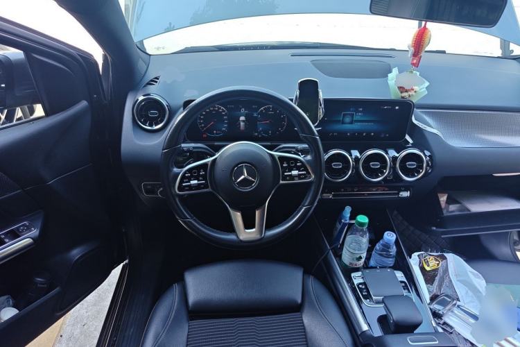 Used Mercedes-Benz B-Class 2020 B 200 Sport Edition Steering Wheel