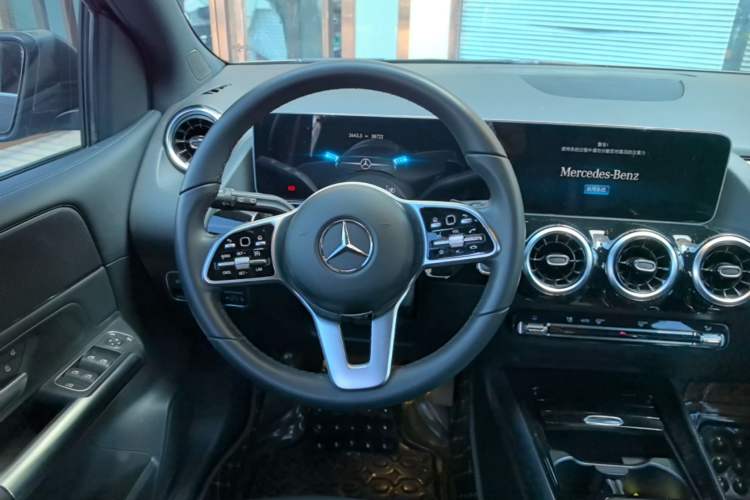 Used Mercedes-Benz B-Class 2020 B 180 Steering Wheel