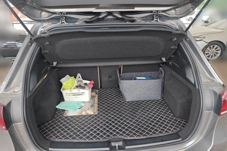Used Mercedes-Benz B-Class 2020 B 200 Sport Edition Trunk