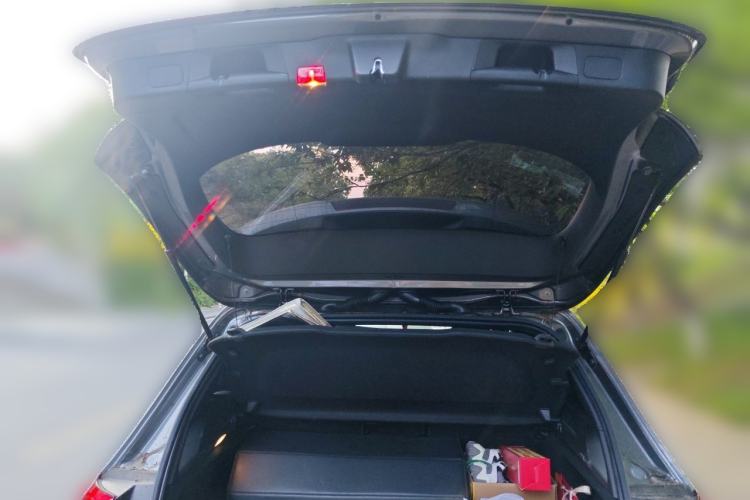 Used Mercedes-Benz B-Class 2020 B 180 Trunk