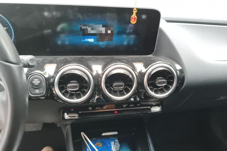 Used Mercedes-Benz B-Class 2020 B 200 Sport Edition Audio And AC Panel