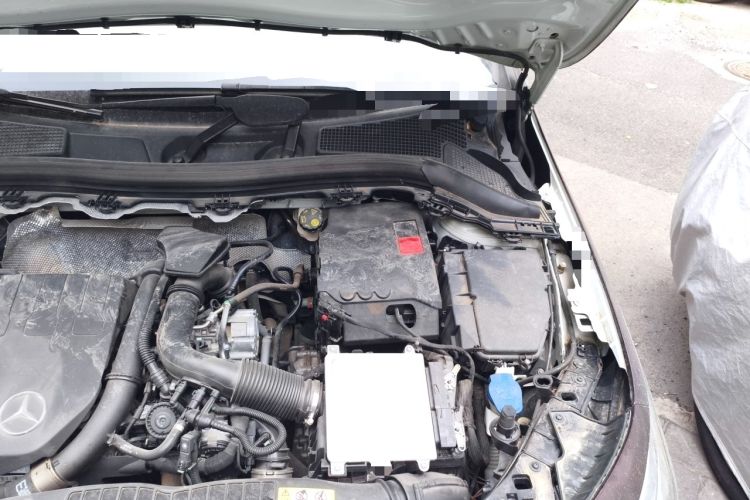 Used Mercedes-Benz B-Class 2020 B 200 Sport Edition Engine Bay Left