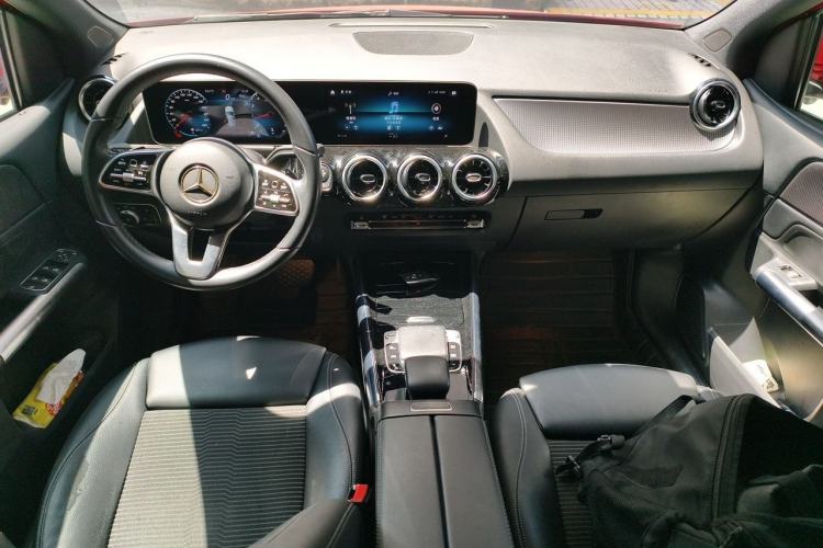 Used Mercedes-Benz B-Class 2020 B 180 Center Console