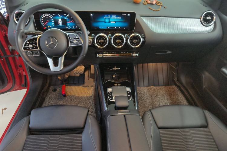 Used Mercedes-Benz B-Class 2020 B 200 Sport Edition Center Console
