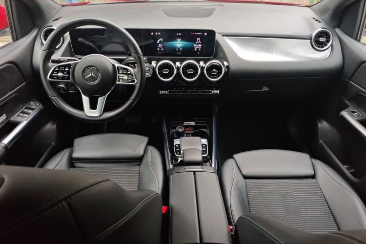 Used Mercedes-Benz B-Class 2020 B 180 Center Console