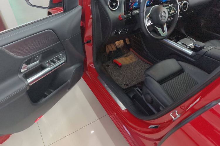 Used Mercedes-Benz B-Class 2020 B 200 Sport Edition Driver Seat