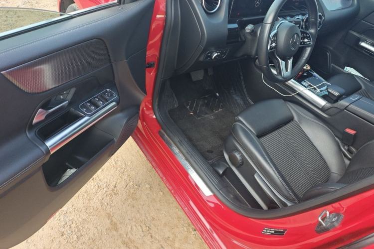 Used Mercedes-Benz B-Class 2020 B 200 Sport Edition Driver Seat