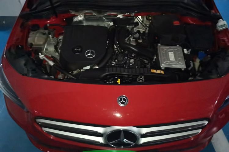 Used Mercedes-Benz B-Class 2020 B 200 Sport Edition Engine Bay