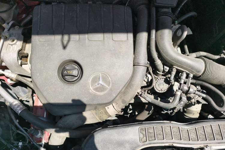 Used Mercedes-Benz B-Class 2020 B 180 Engine Bay