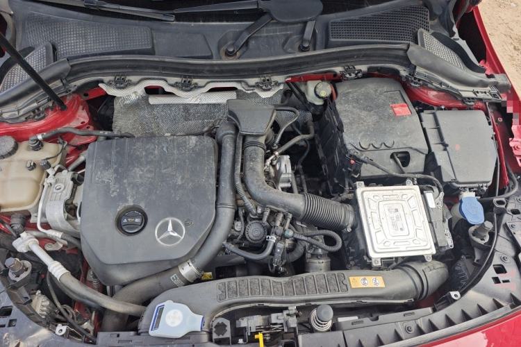 Used Mercedes-Benz B-Class 2020 B 200 Sport Edition Engine Bay