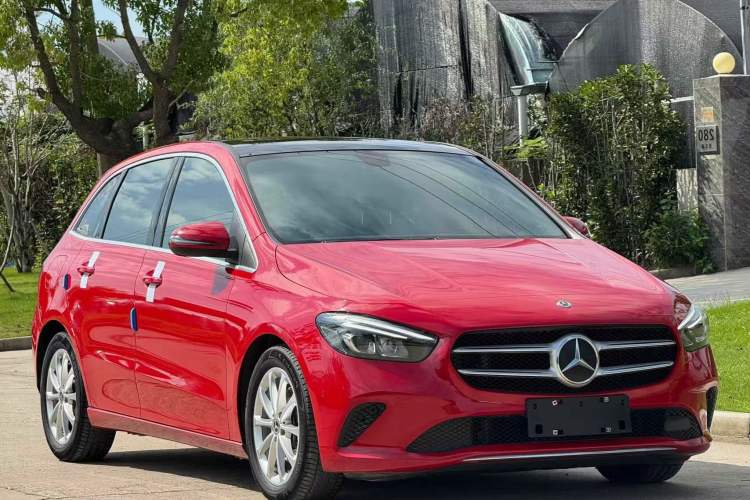 Used Mercedes-Benz B-Class 2020 B 200 Fashion Model Exterior 2