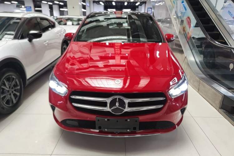 Used Mercedes-Benz B-Class 2020 B 200 Sport Edition Front