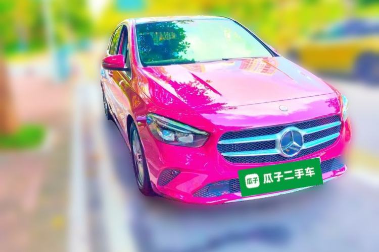 Used Mercedes-Benz B-Class 2020 B 200 Sport Edition Front Right 45 Deg