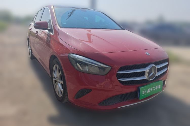 Used Mercedes-Benz B-Class 2020 B 200 Fashion Model Front Right 45 Deg