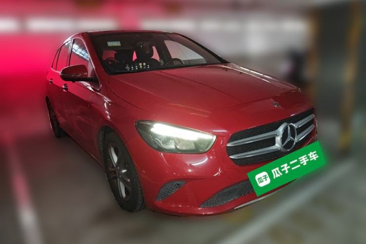 Used Mercedes-Benz B-Class 2020 B 200 Sport Edition Front Right 45 Deg