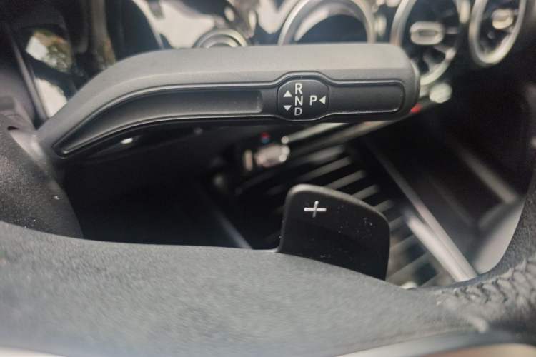 Used Mercedes-Benz B-Class 2020 B 180 Gear Lever