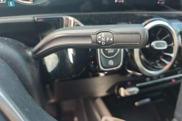 Used Mercedes-Benz B-Class 2020 B 200 Sport Edition Gear Lever
