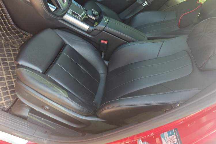 Used Mercedes-Benz B-Class 2020 B 200 Fashion Model Left Front Seat