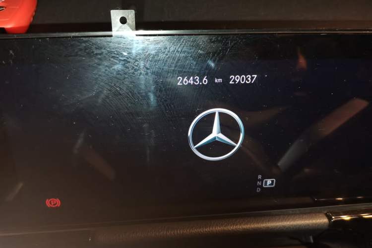 Used Mercedes-Benz B-Class 2020 B 200 Sport Edition Odometer Close Up