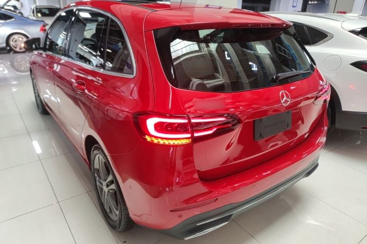 Used Mercedes-Benz B-Class 2020 B 200 Sport Edition Rear Left 45 Deg