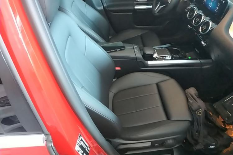 Used Mercedes-Benz B-Class 2020 B 200 Fashion Model Right Front Seat