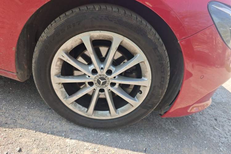 Used Mercedes-Benz B-Class 2020 B 200 Fashion Model Right Front Wheel Hub