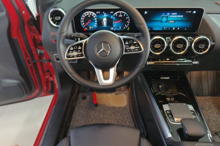 Used Mercedes-Benz B-Class 2020 B 200 Sport Edition Steering Wheel