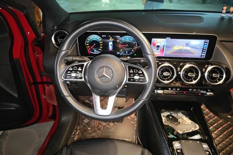 Used Mercedes-Benz B-Class 2020 B 200 Sport Edition Steering Wheel