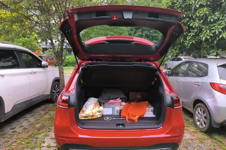 Used Mercedes-Benz B-Class 2020 B 200 Sport Edition Trunk