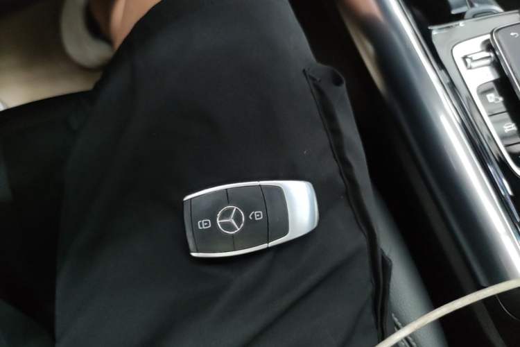 Used Mercedes-Benz B-Class 2020 B 200 Sport Edition Vehicle Key