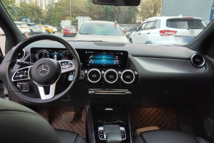 Used Mercedes-Benz B-Class 2020 B 200 Sport Edition Center Console