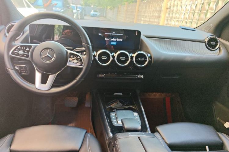Used Mercedes-Benz B-Class 2020 B 180 Center Console