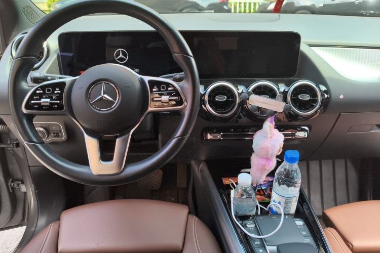 Used Mercedes-Benz B-Class 2020 B 180 Center Console