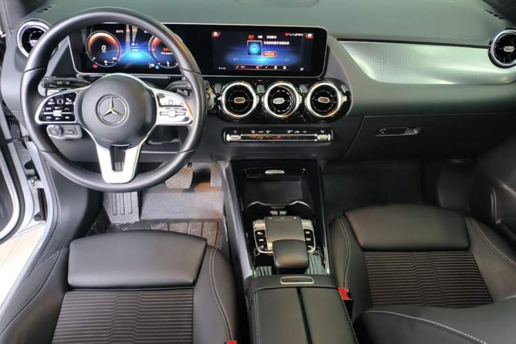 Used Mercedes-Benz B-Class 2020 B 200 Sport Edition Center Console