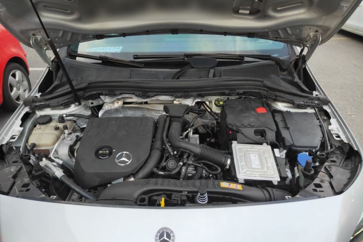 Used Mercedes-Benz B-Class 2020 B 200 Sport Edition Engine Bay