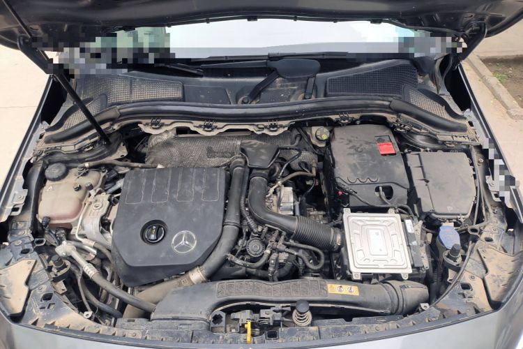 Used Mercedes-Benz B-Class 2020 B 180 Engine Bay
