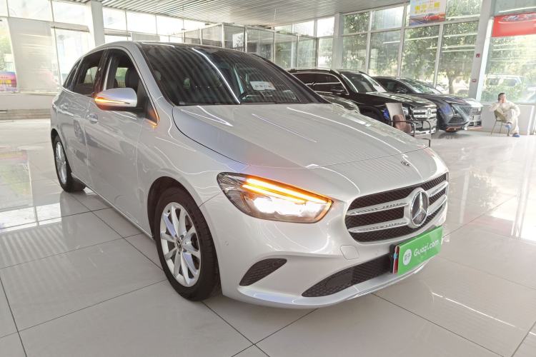 Used Mercedes-Benz B-Class 2020 B 200 Fashion Model Exterior 2
