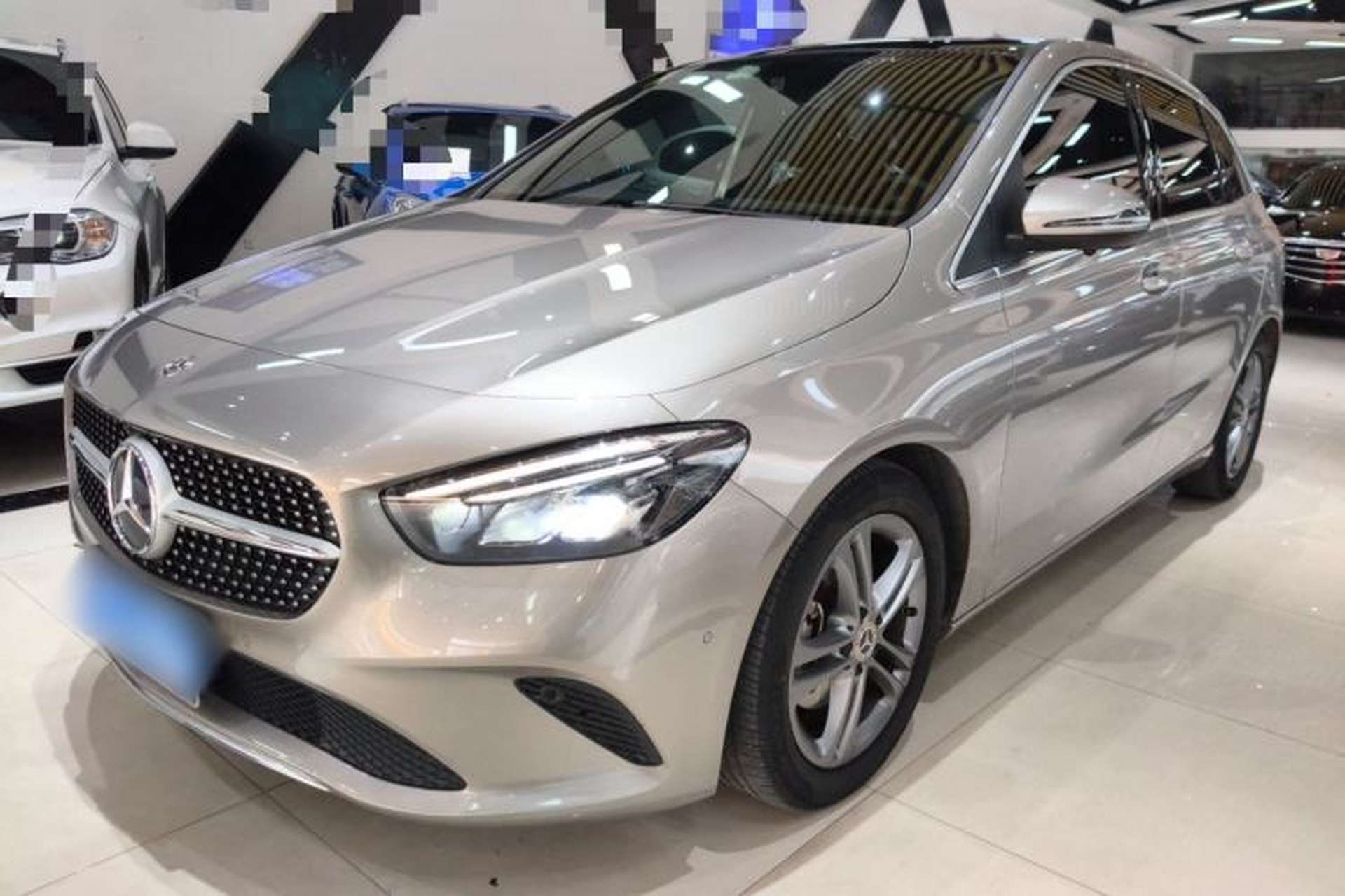 Used Mercedes-Benz B-Class 2020 B 200 Sport Edition Front Left 45 Deg