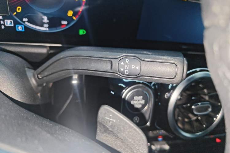 Used Mercedes-Benz B-Class 2020 B 200 Fashion Model Gear Lever