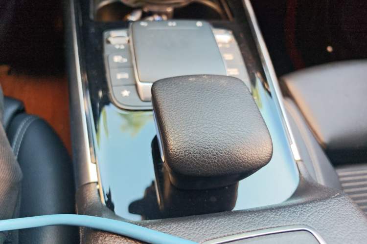 Used Mercedes-Benz B-Class 2020 B 180 Gear Lever