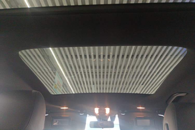 Used Mercedes-Benz B-Class 2020 B 200 Fashion Model Headliner
