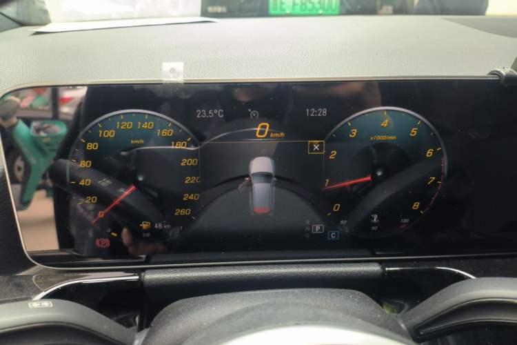 Used Mercedes-Benz B-Class 2020 B 180 Instrument Cluster